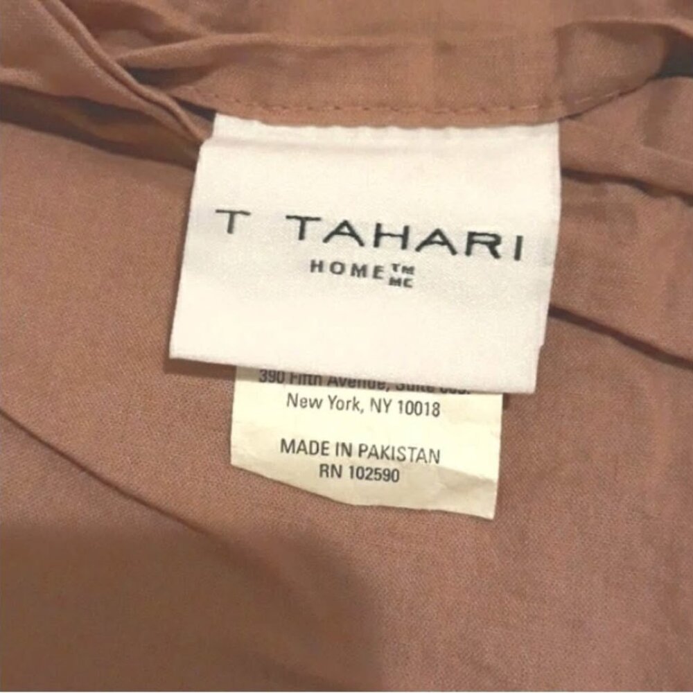 Tahari MAUVE KING Linen Blend Duvet Cover Set.2 Shams. FLAW - Picture 2 of 5